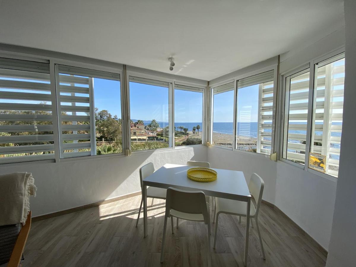 Cortijo Blanco Beachfront - Eaw Homes Марбелья Экстерьер фото